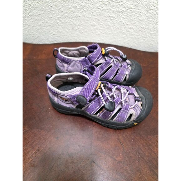 Keen Purple Toddler Hiking Sandals Closed Toe & Adjustable Straps Size 12 - Picture 3 of 10